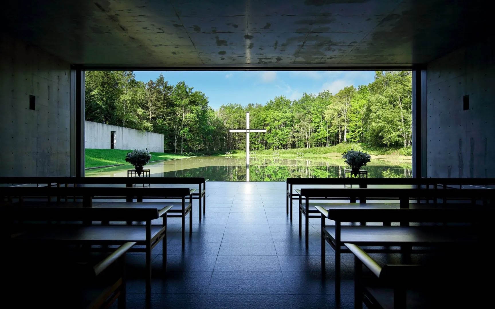 TADAO ANDO CHURCH ON THE WATER サイン入り TADAO ANDO CHURCH ON THE WATER サイン入り - メルカリ