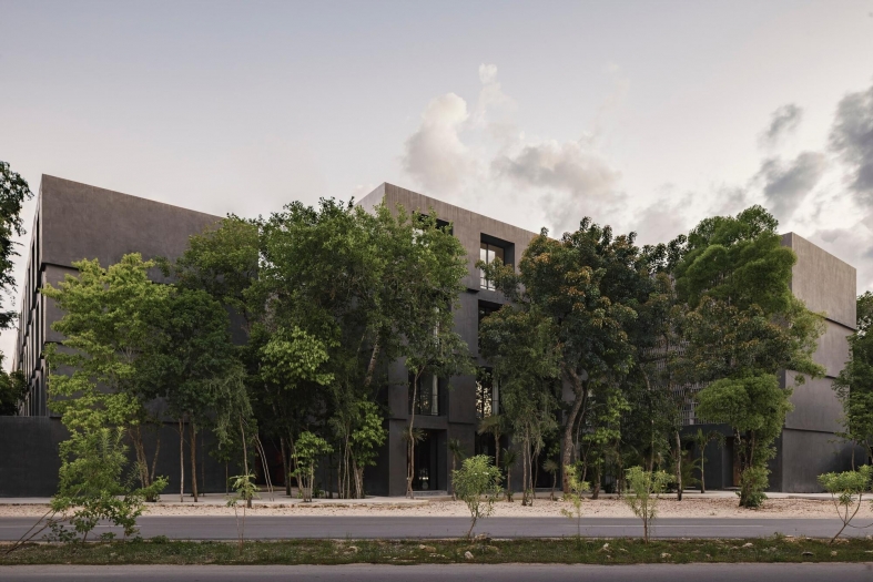 Housing for hospitality workers design by Alfonso Jiménez Enciso, Alfonso Garduño, Jesús Vassallo and G3 Arquitectos