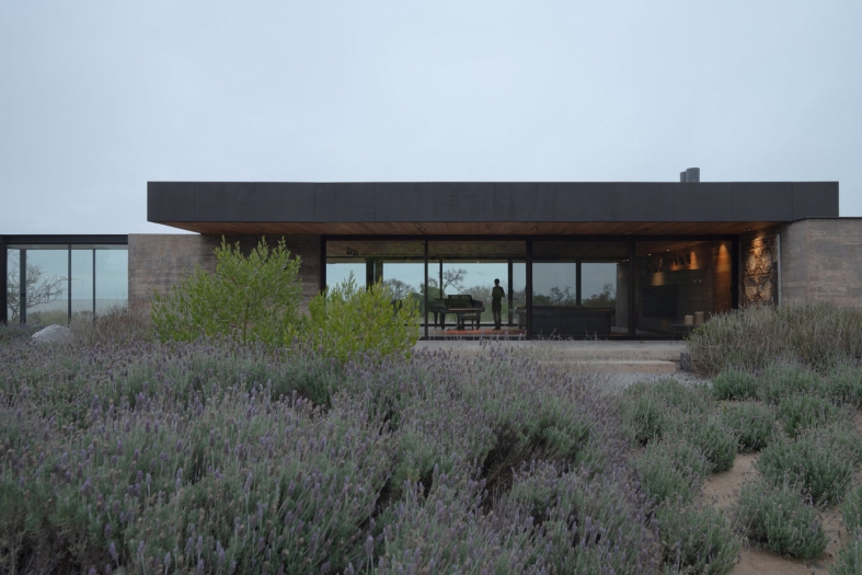 Music Room - Casa La Flecha design by Eduardo Vera, González Olsina & Vega Arquitectos