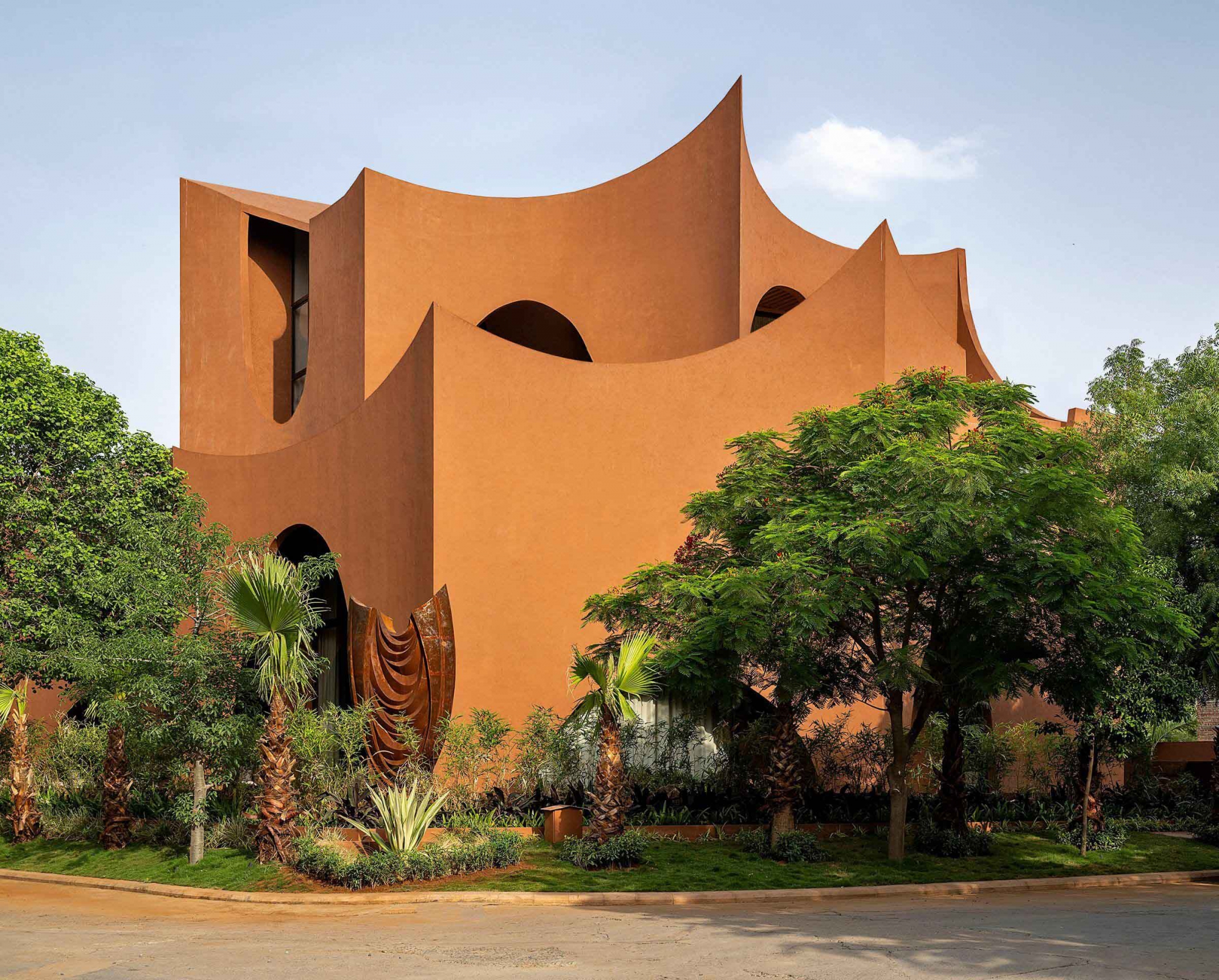 Mirai House of Arches design by Sanjay Puri Architects