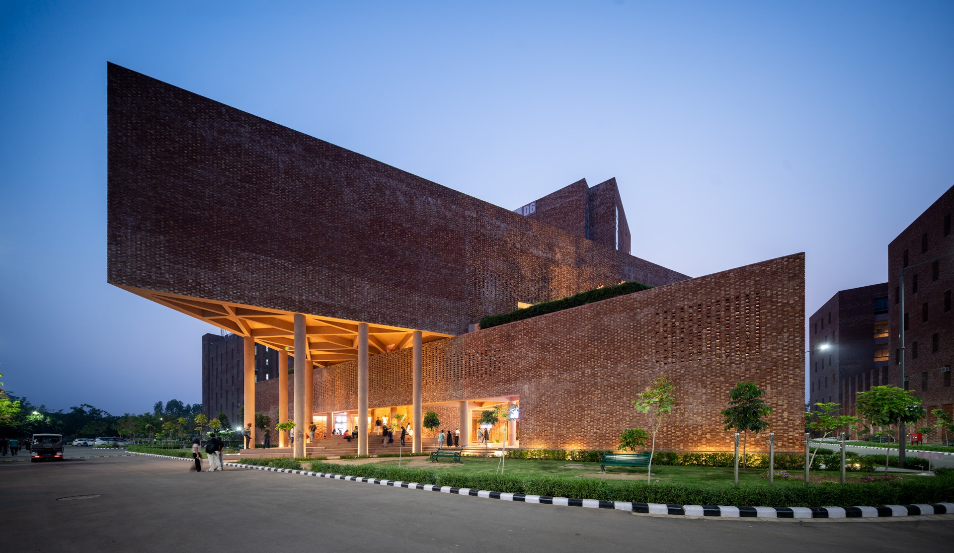 Chandigarh University D-6 design by Charged Voids