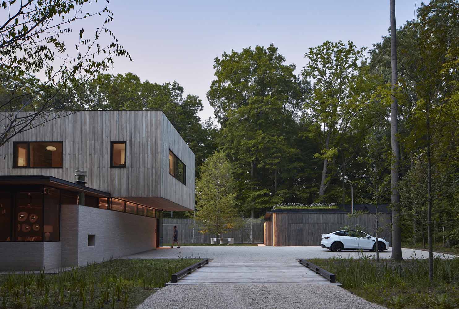 Meadow Lane Retreat design by Wheeler Kearns Architects