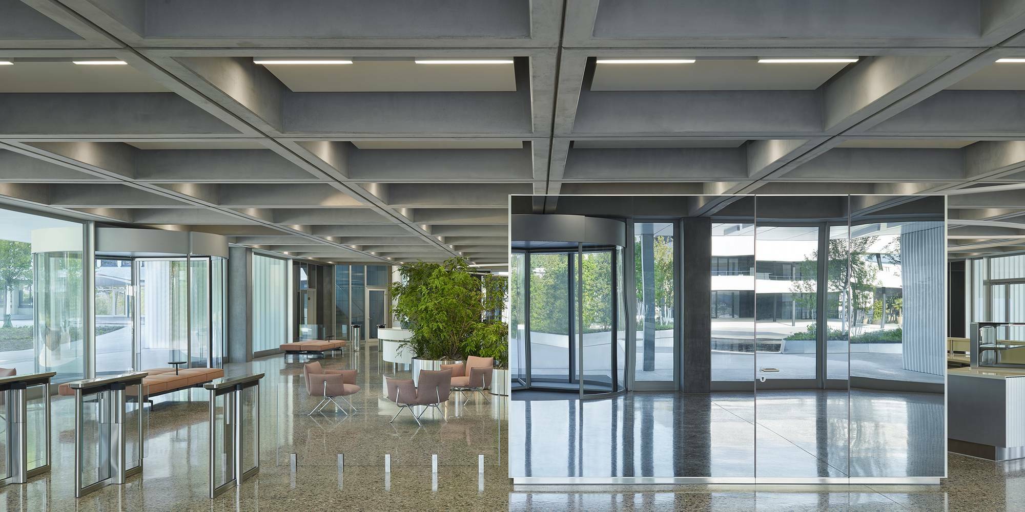 Roche Multifunctional workspace building design by Christ & Gantenbein