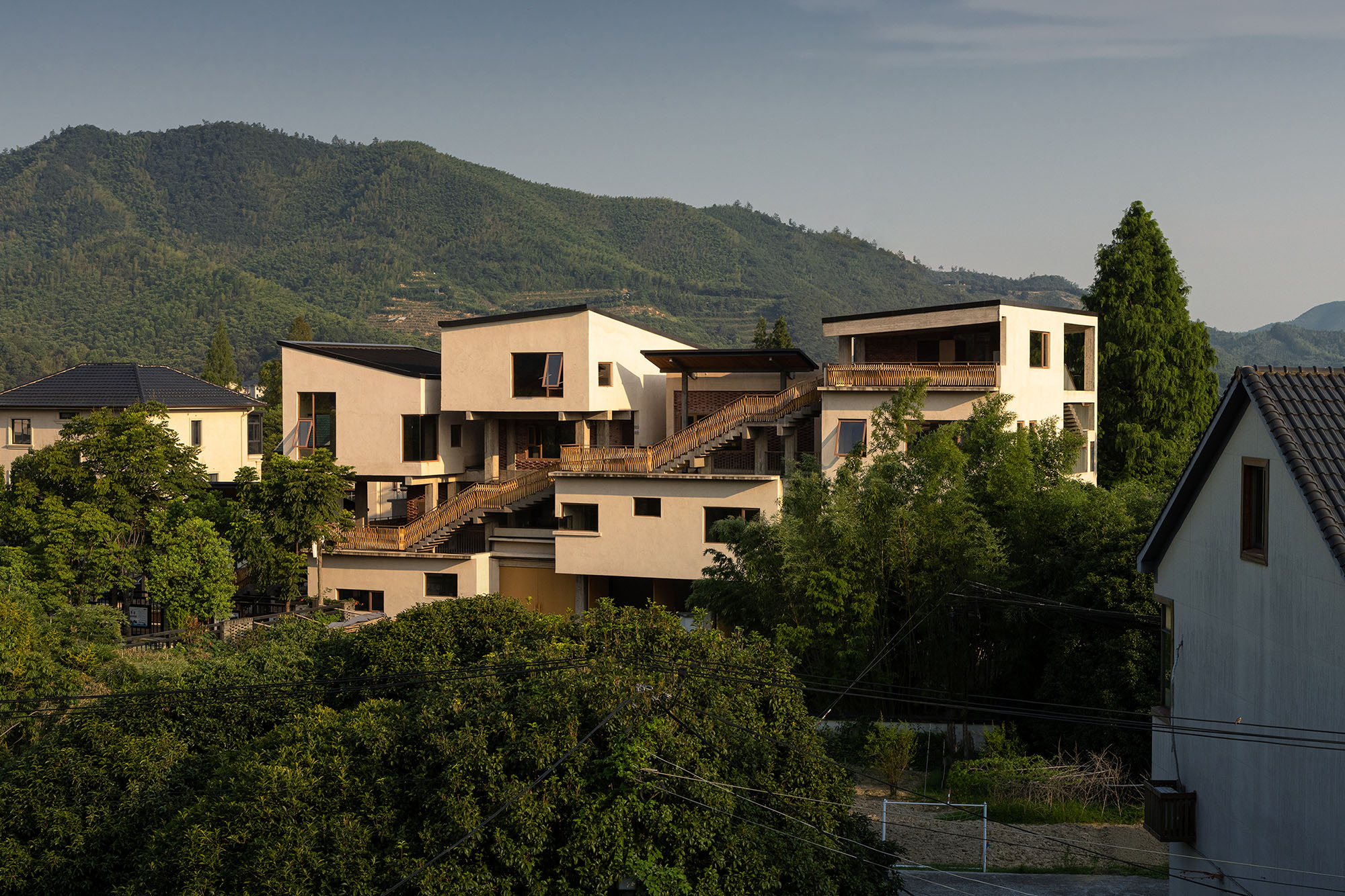 Qingshan Culture Hall design by MOMENTUM Architects